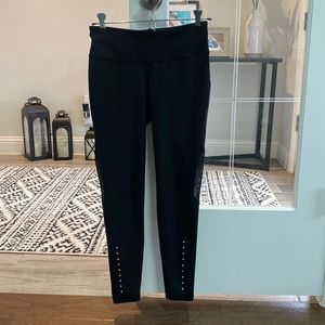 Black leggings with mesh